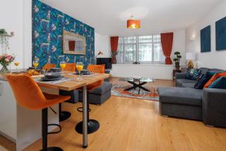 Explorer's Rest - Elegant Base by Historic Liverpool - Charming Apartments - Liverpool - 0