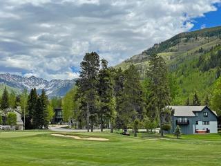 Private Hot Tub and Sauna, Right on Fairway, Minutes From Vail Village & Golden Peak - 0