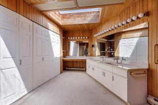 Master bedroom with spacious bathroom - Delta - 4