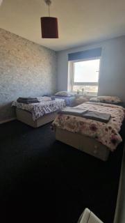 Charming simple twin bed room - Glasgow - 0