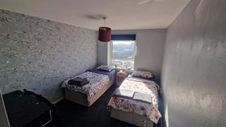 Charming simple twin bed room - Glasgow - 2