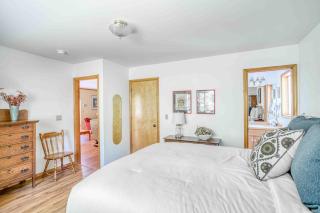 Eleanor Edward Cottage by the Sea MCA 148 - Meredith Lodging - Manzanita - 1