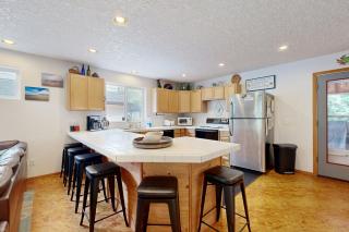 Cozy Cove - Manzanita - 3