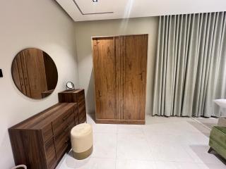 سويت بغرفة نوم وصالة جانبية - 6