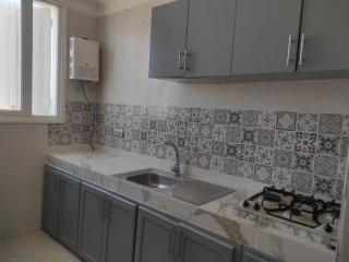 Cozy and modern flat with terrace, near beach and medina - 6