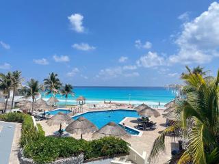 Favorito de todos - Depto en condominio con PLAYA - Cancún - 4