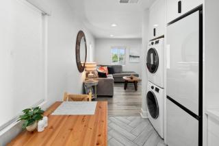 Pet Friendly Lrg 1BD Dog Beach Waves and Sunshine - San Diego - 3