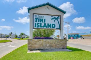 Boat Slip and Decks Waterfront Gem Near Galveston! - Virginia Point - 8