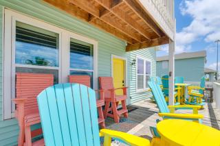 Boat Slip and Decks Waterfront Gem Near Galveston! - Virginia Point - 5