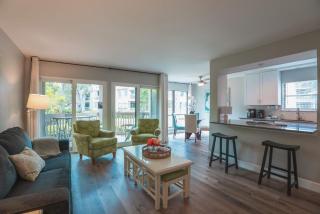 Waterview Suite - Walk to Harbourtown - Hilton Head Island - 9