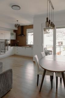 Big Family apartment - 3BR - 7