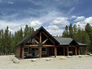 Polar Den Cabin - Valemount - 9