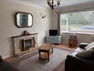 Wren Cottage - - 9