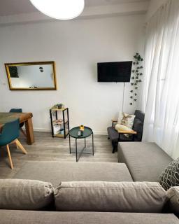 Madrid Cozy Place by ElenaHost - Madrid - 8