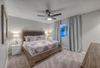 Fabulous 4 Bedroom Home Free Private Heated Pool - 8