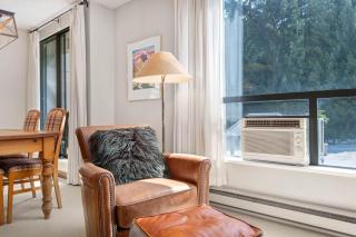 1BR Condo Close To The Ski Hill - Whistler - 6