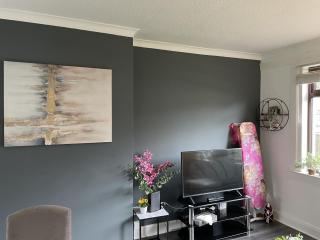 Bright & Cozy Home in Edinburgh,Murrayfield Stadium,airport and near to city center with free on street parking - Edimburgo - 6