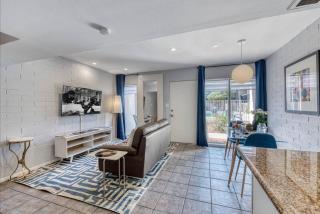 Mid-century Modern In The Heart Of Phoenix! - Phoenix - 2