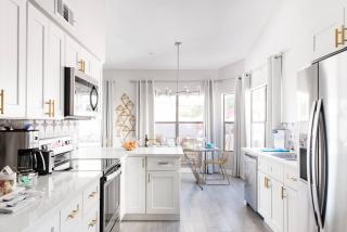 Soak In Private Heated Pool In Stylish Open Plan H - Phoenix - 6