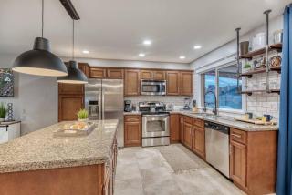 Modern Farmhouse With Free Heated Pool & Fast Wifi - Phoenix - 6