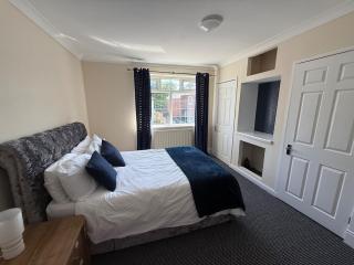 Cosy 3 bedroom house near dudley zoo - Dudley - 7