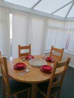 Cosy 3 bedroom house near dudley zoo - Dudley - 2
