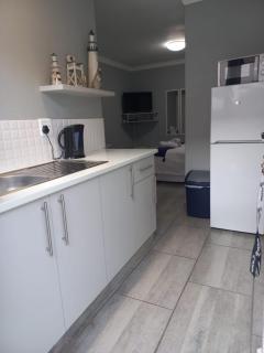 King Edward Inn 1 - 4