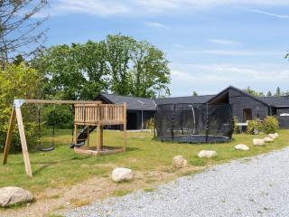 Spacious Retreat for 20 - By Traum Ferienwohnungen - Henne Strand - 1