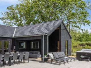 Spacious Retreat for 20 - By Traum Ferienwohnungen - Henne Strand - 7