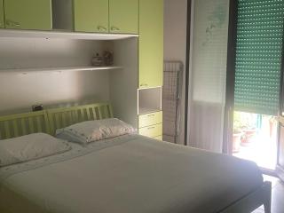 B&B LA Sara INDIRIZZO VIA SERAFINO CALINDRI N 1 - 3