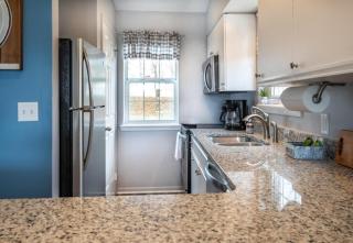 Charming Condos at Holiday Hills Resort - Beautifully Updated and Affordable - Family Amenities - Branson - 6