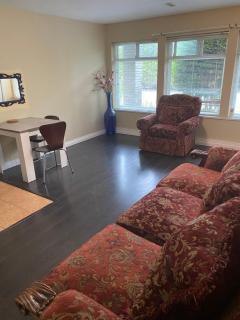 One bedroom suite with independent access - Richmond - 2