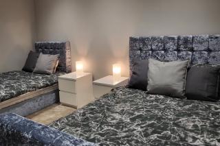 Kep Stays City Centre 4 bed Apartment - Central Station - 3