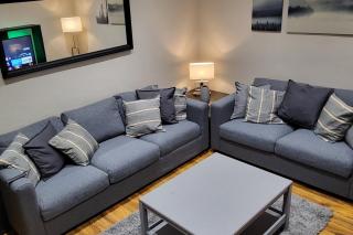 Kep Stays City Centre 4 bed Apartment - Central Station - 2