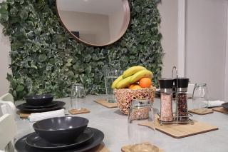 Kep Stays City Centre 4 bed Apartment - Central Station - 1