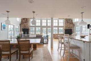 Stay at Smith Cove - Gloucester - 6