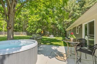 The Pines-Petsfenced yardhot tub town - Saugatuck - 0