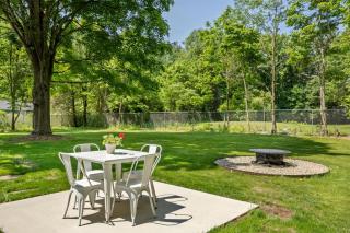 The Pines-Petsfenced yardhot tub town - Saugatuck - 6