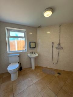 UB9 Denham Serviced Accommodation - Denham - 4