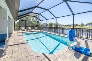Sun Soaked - Cape Coral - 9
