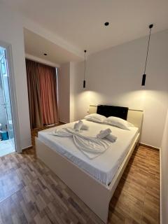 Sea Front Villa - Valona - 6