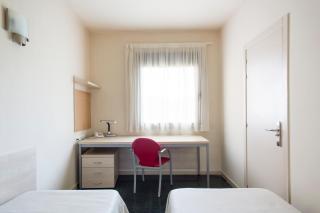 Residencia Universitaria Resa Giner de Los Ríos - 1