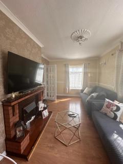 Relax Staycation - Darlaston - 5