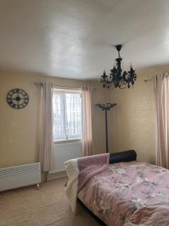 Relax Staycation - Darlaston - 3