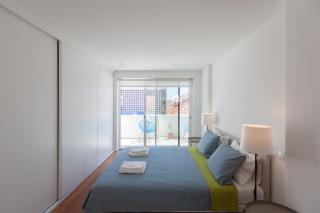 FLH Cascais Beachside Duplex Balcony - 8