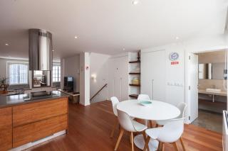 FLH Cascais Beachside Duplex Balcony - 4