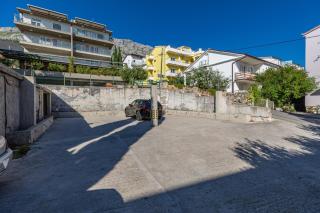 Family friendly seaside apartments Nemira, Omis - 4277 - Tice - 1