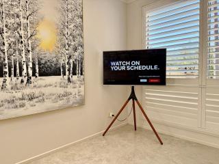 Cosy Modern 5BR Home-Major Hubs Parks with EV Charger - Sidney - 7