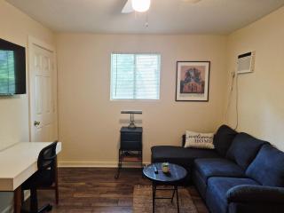 Guest Suite conveniently located near downtown and the Frost Bank Center - San Antonio - 9