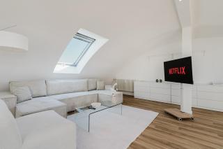 2 BR Penthouse Loft - WHIRLPOOL - TERRASSE - WIFI - ZENTRAL - KÜCHE - KAFFEE - PARKHAUS - Wiesbaden - 2
